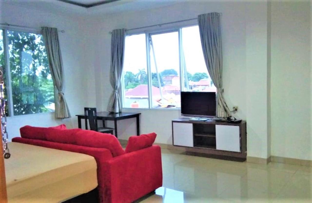 Ragunan Residence Syaridin ジャカルタ エクステリア 写真